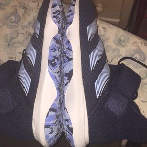 ADIDAS BASKETBALL SHOES (JAMES HARDEN)